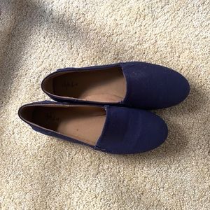 Blue flat women’s shoes size 10